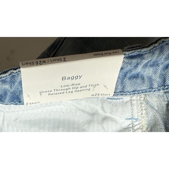 Hollister Low-Rise Baggy Jeans Women’s 2S W26 Short Distressed Light Wash - Picture 5 of 5